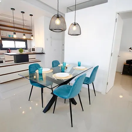 Luxury Arenales With Ac,pool And Bbq