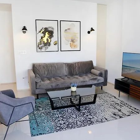 Apartment Luxury Arenales With Ac,pool And Bbq *